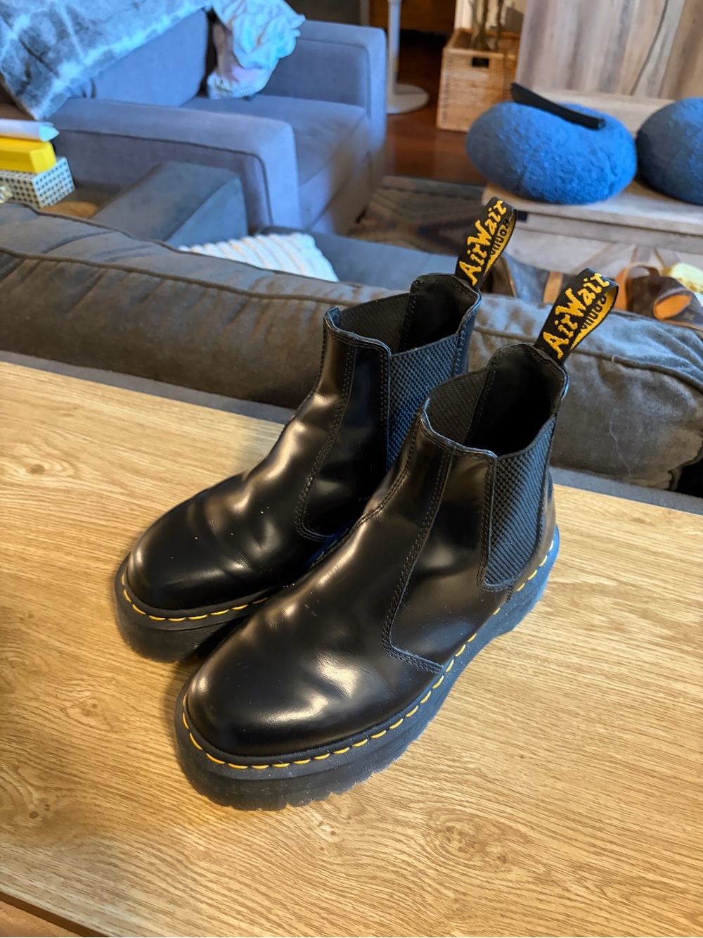 Dr. Martens Platfrom Chelsea boots